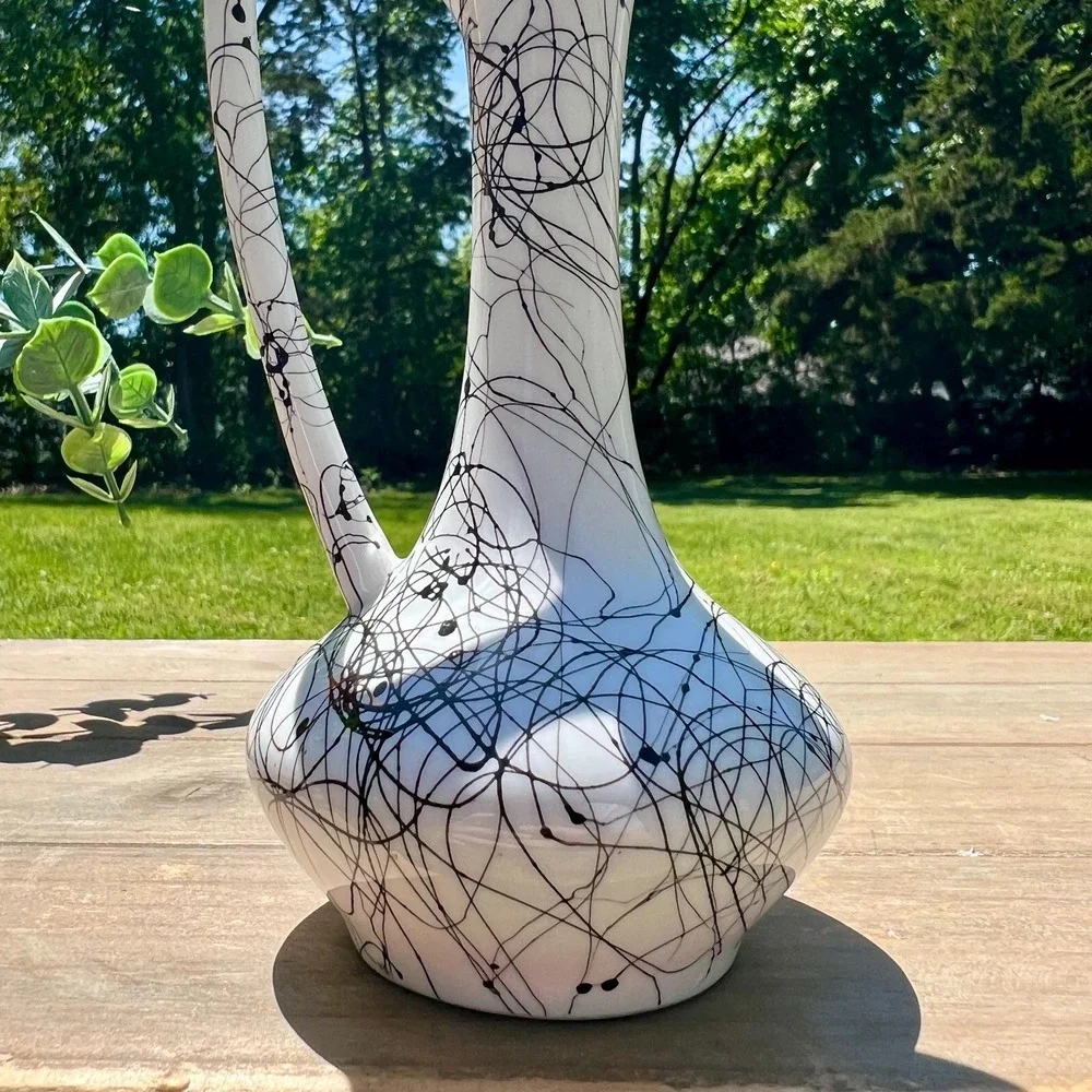 Small Black and White Squiggle/Drizzle/Horsehair Vase | Made in Japan